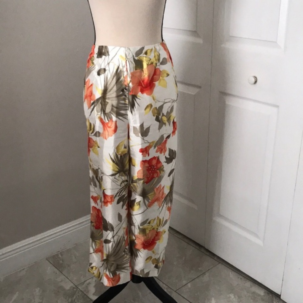 ❤️3X20 DRESSBARN Women Satin Flowers Print Crop Pants | 8